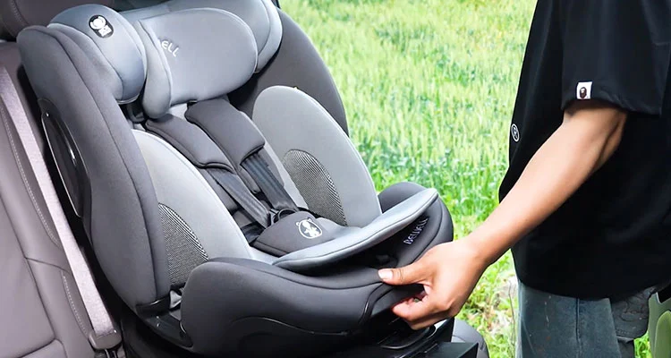 Naujos automobilio sėdynės naujovės pagerina šeimos saugumą ir patogumą Naujos automobilio sėdynės naujovės pagerina šeimos saugumą ir patogumą